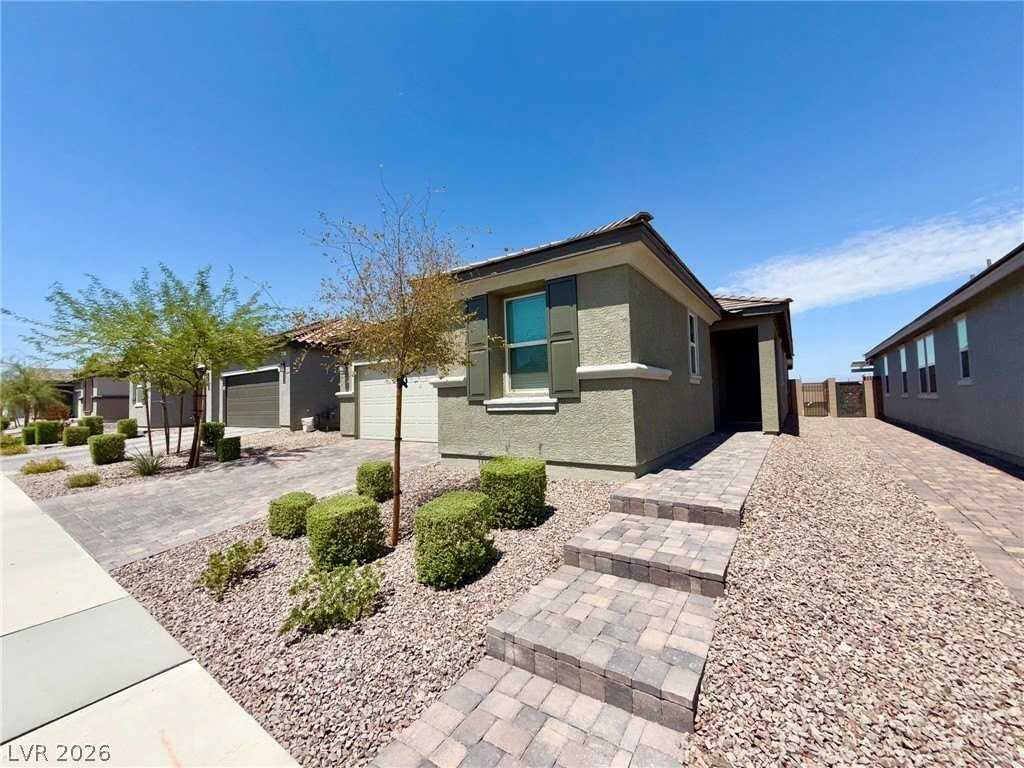 728 Wild Highlands Ln - Photo 2 of 29