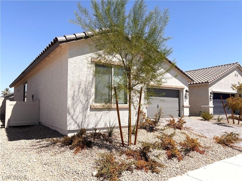 3232 Lahontan St - Photo 2 of 23