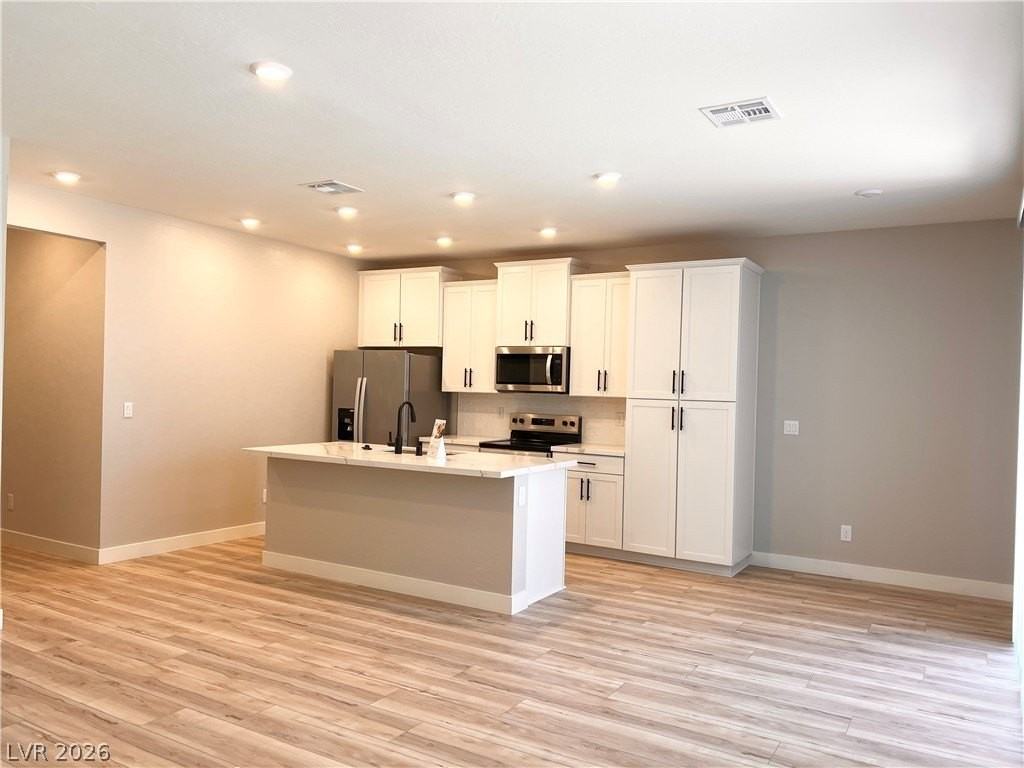 3232 Lahontan St - Photo 4 of 23