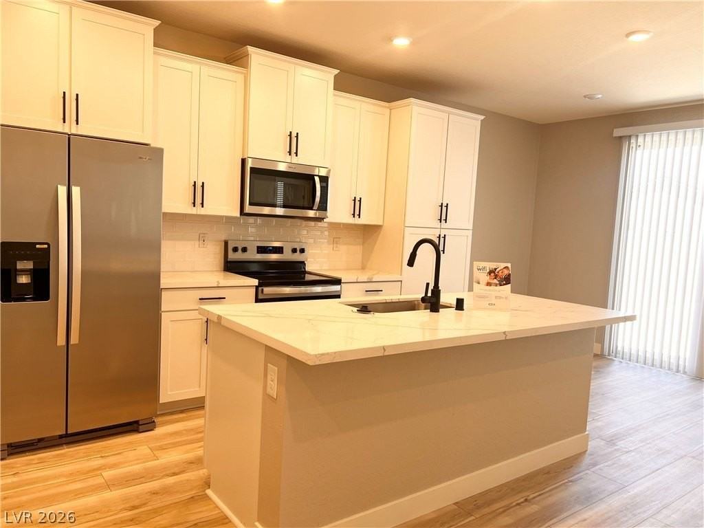 3232 Lahontan St - Photo 5 of 23