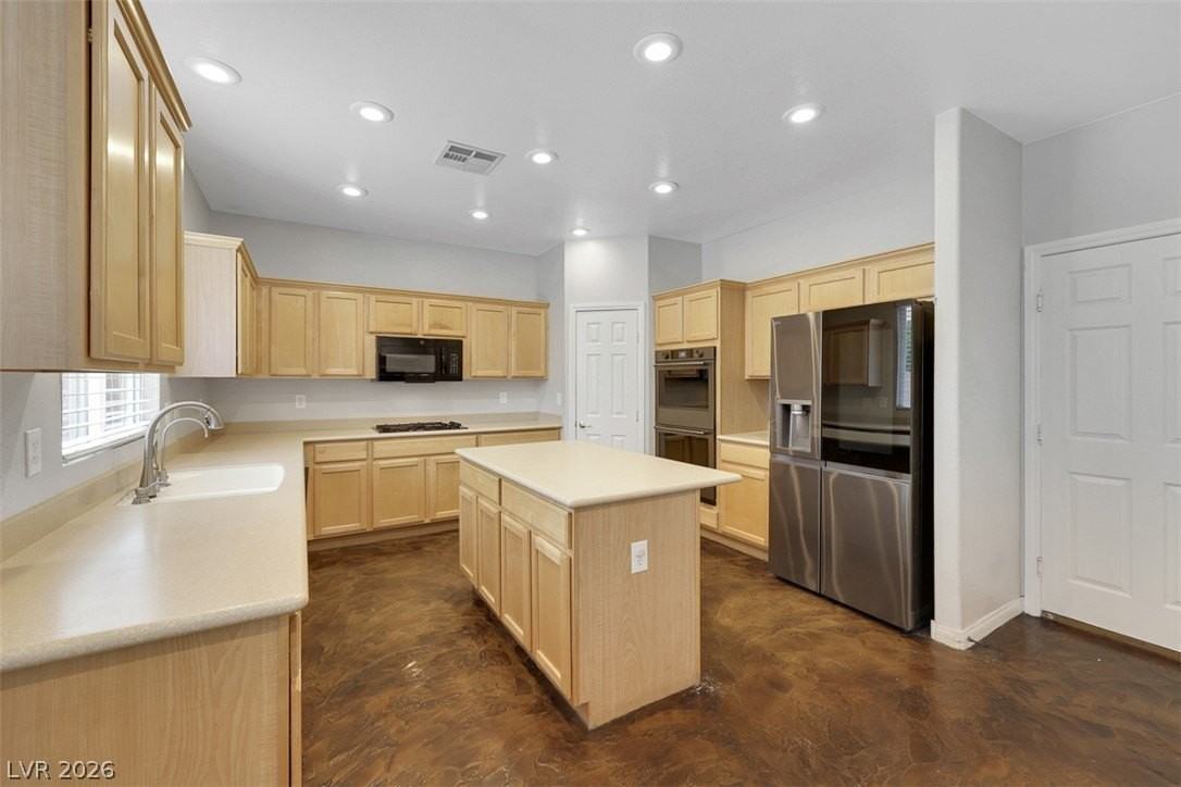 10345 Grizzly Creek St - Photo 5 of 19
