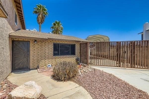 733 Strawberry Pl - Photo 3 of 27