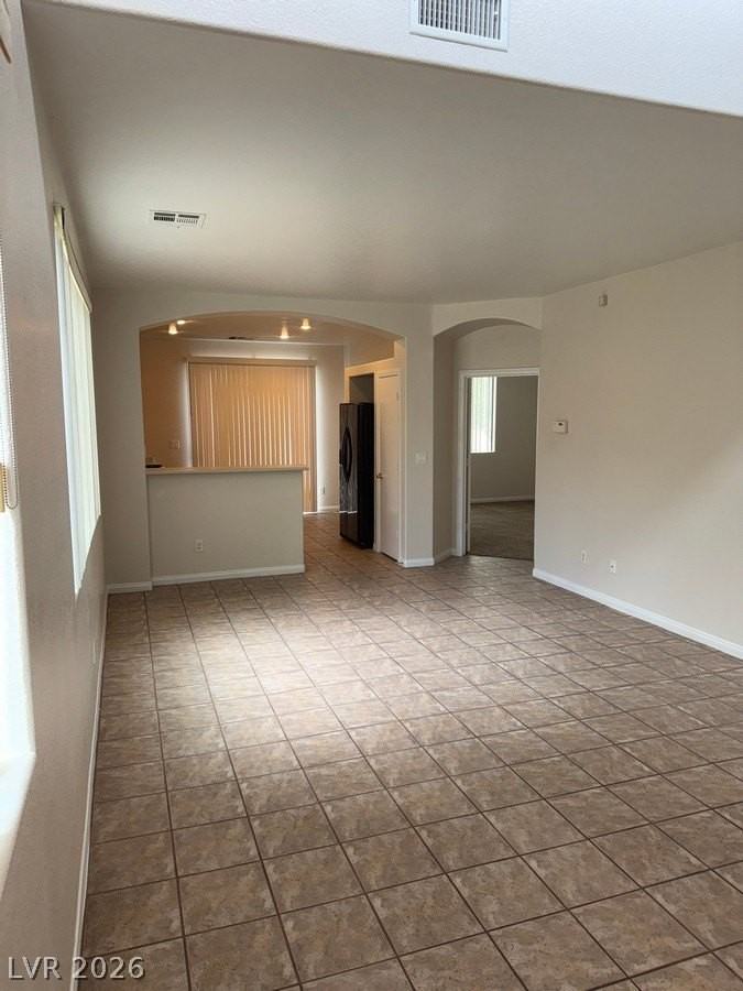 8475 Regal Hills Ct - Photo 4 of 24