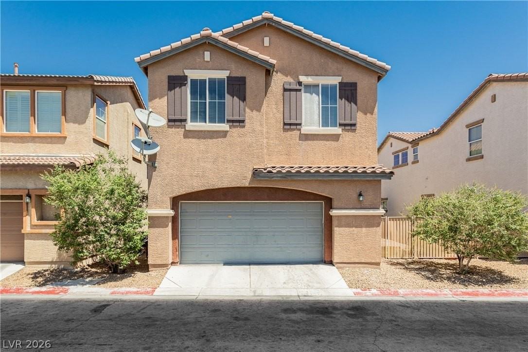 8611 Splendid Leaf Ct - Photo 4 of 43