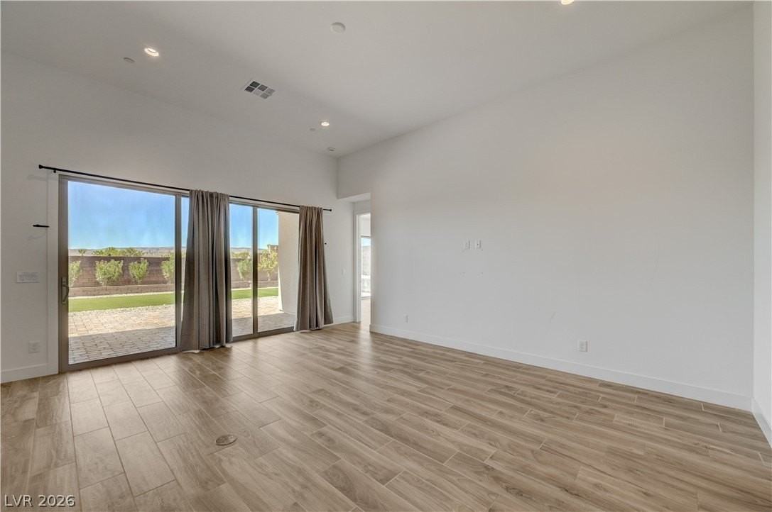 11803 Giroma Ave - Photo 7 of 49