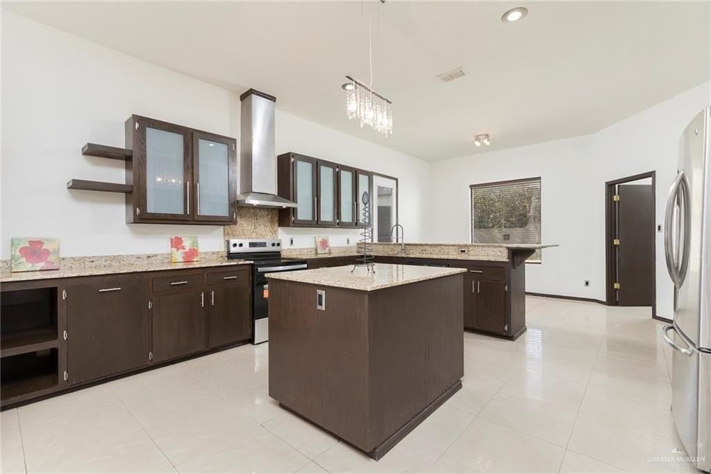 2037 S 45th St - Photo 5 of 30