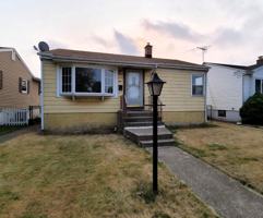 featured image of 2716 White Oak Ave