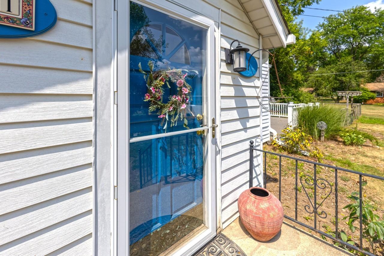 5071 Plymouth Rd - Photo 3 of 41