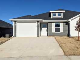 featured image of 717 Short Leaf Ln