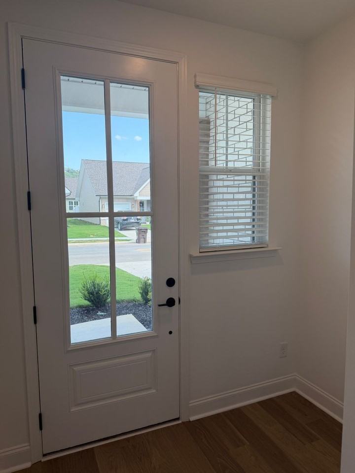 8771 James Creek Dr - Photo 4 of 36