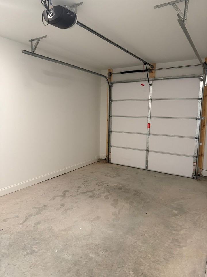 8771 James Creek Dr - Photo 6 of 36