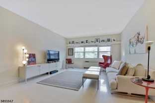 22 Riverside Dr #D10 - Photo 1 of 1