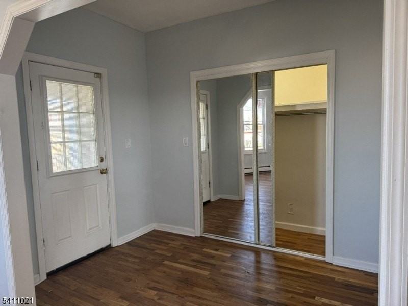 590 Hawthorne Ave #1 - Photo 3 of 13