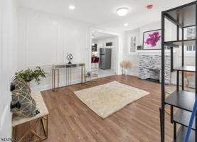 featured image of 151 Mapes Ave