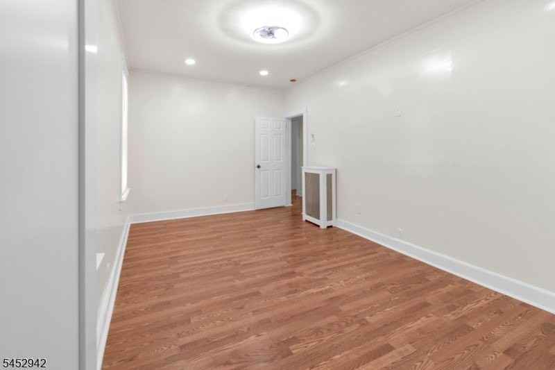 151 Mapes Ave - Photo 7 of 14