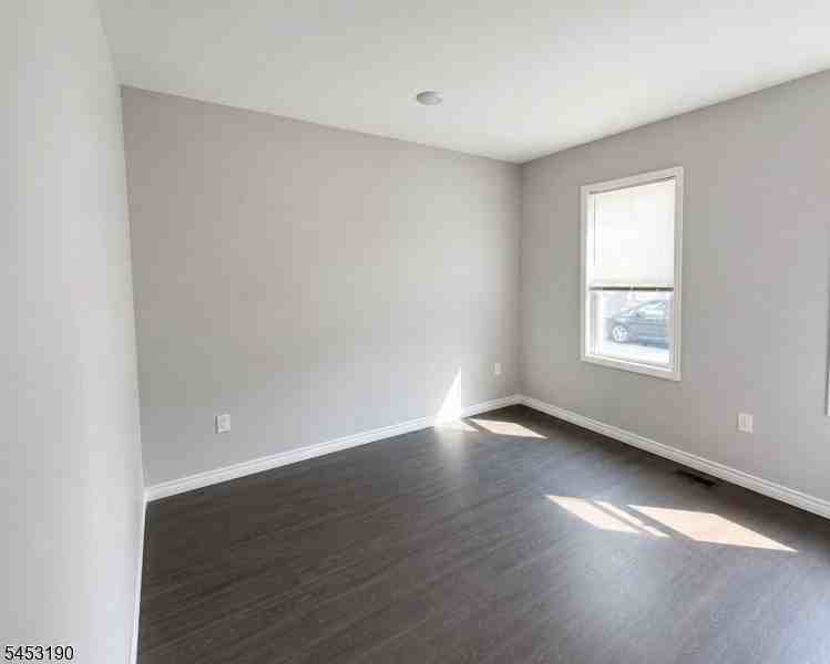 35-37 Lentz Ave #1 - Photo 5 of 13