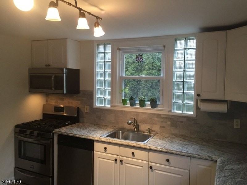 21 Cobb Pl - Photo 5 of 21
