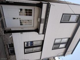 1111 53rd St #B - Photo 1 of 1