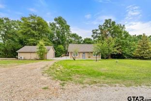 448 N Hill Rd - Photo 1 of 1