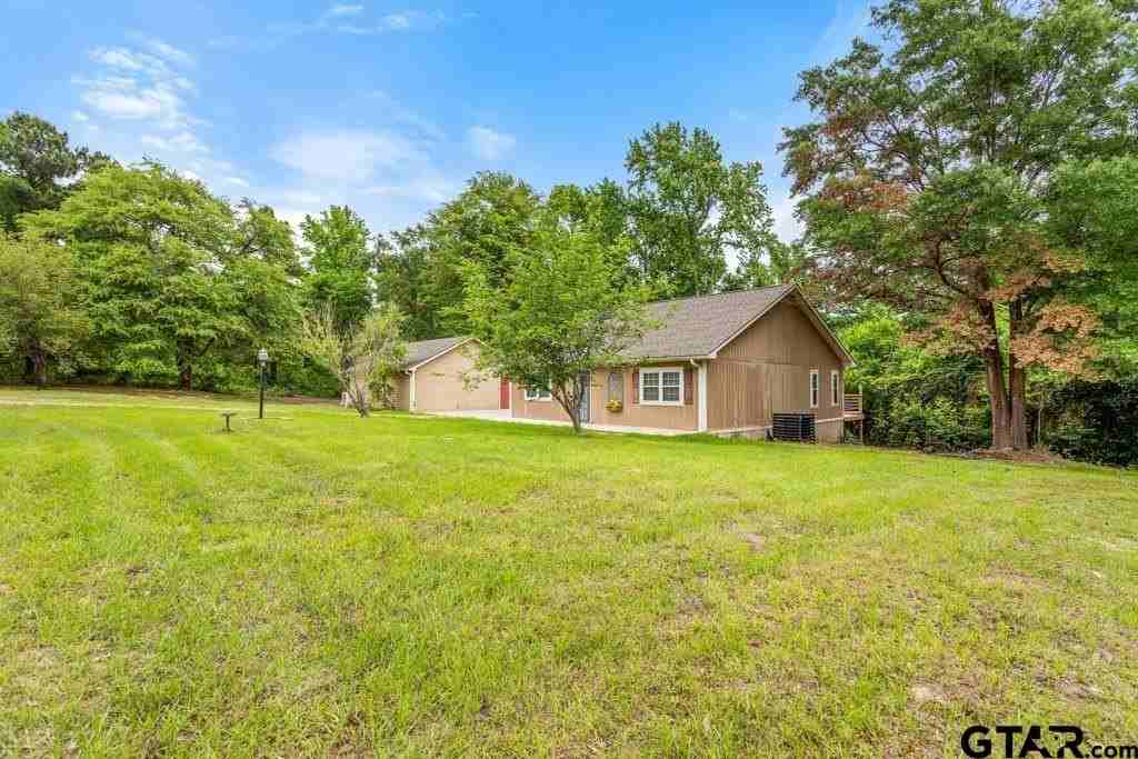 448 N Hill Rd - Photo 4 of 33