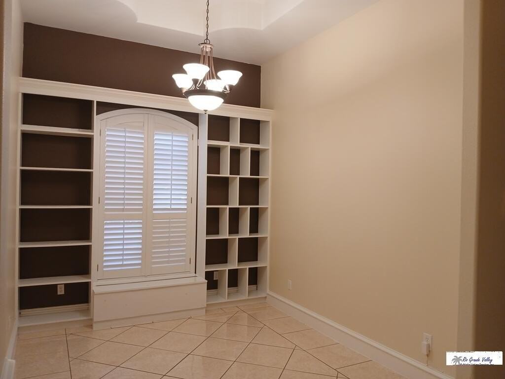 1514 Christians Cir - Photo 4 of 42