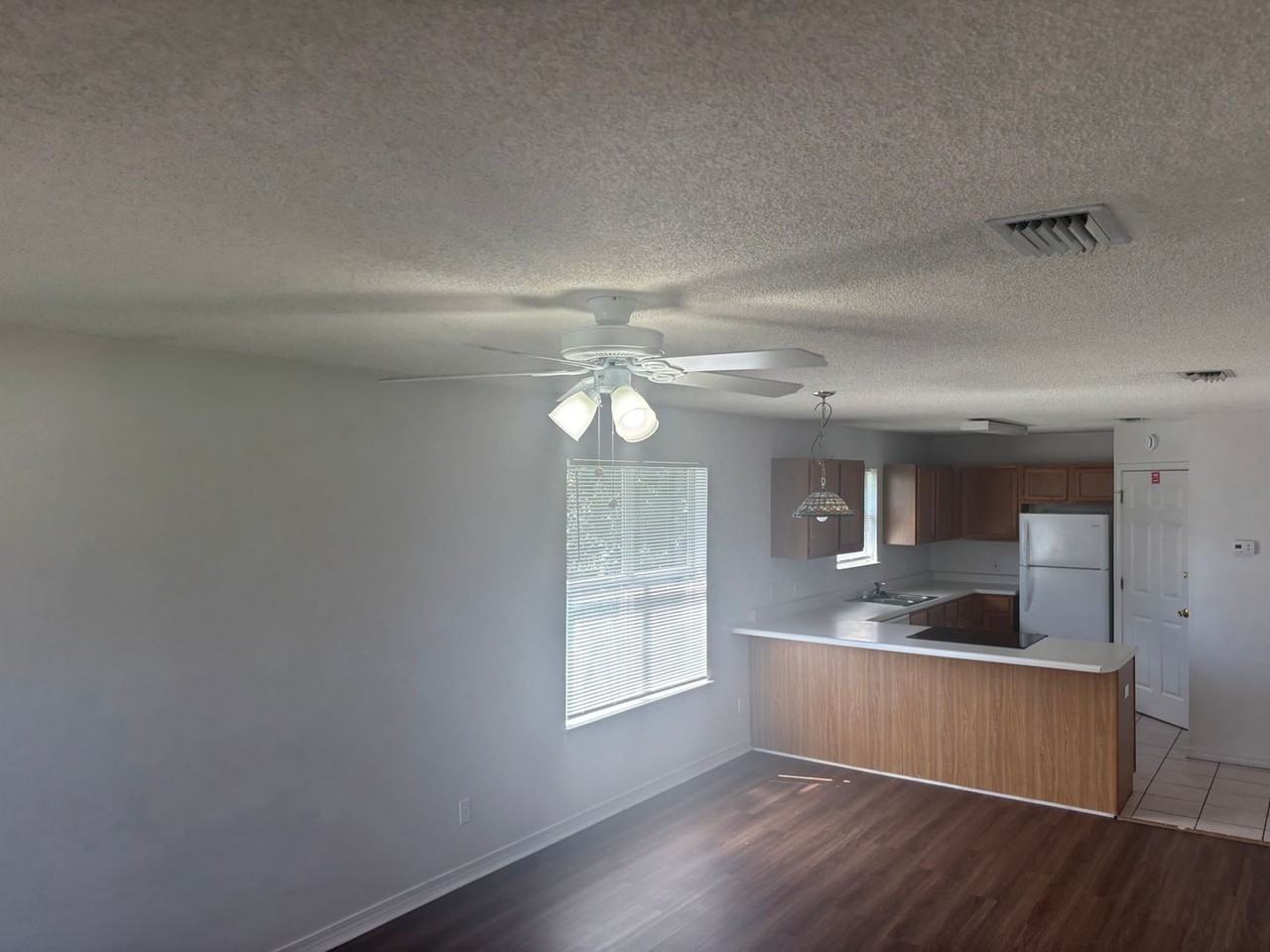 567 Florosa Ct - Photo 4 of 29