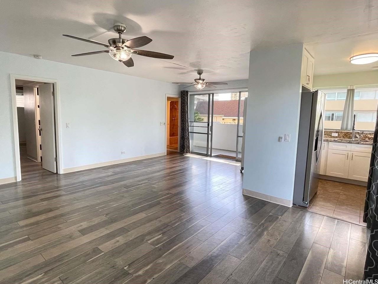 439 Keoniana St #305 - Photo 5 of 15