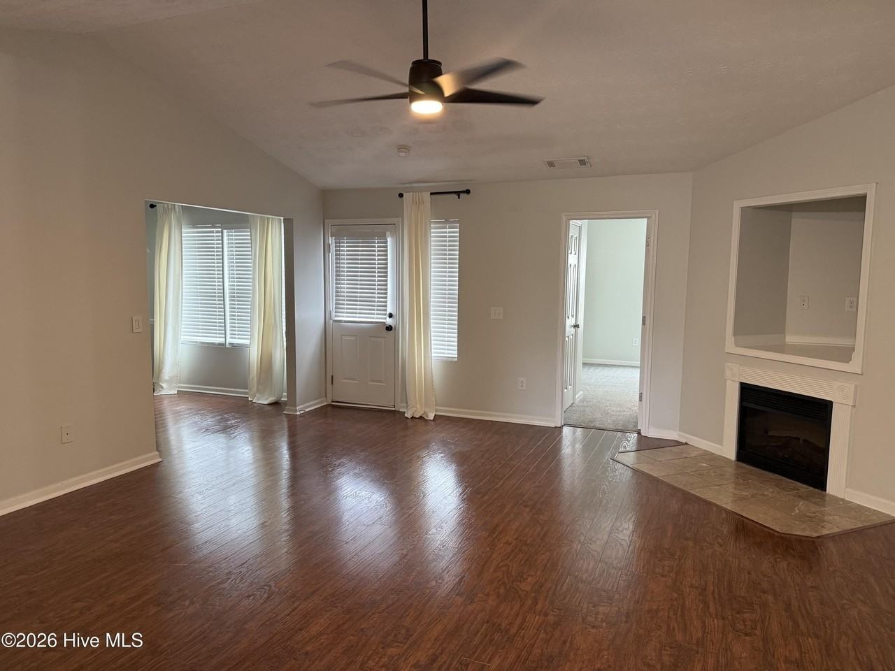 3022 Pepperhill Dr - Photo 7 of 17