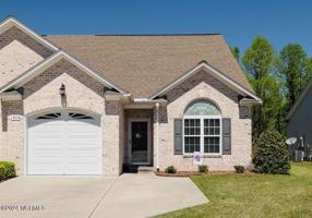 featured image of 1860 Cambria Dr #B