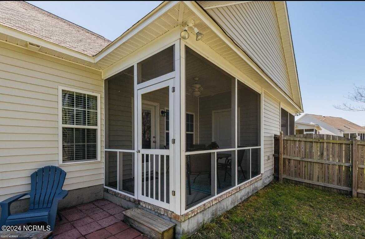 1860 Cambria Dr #B - Photo 5 of 18