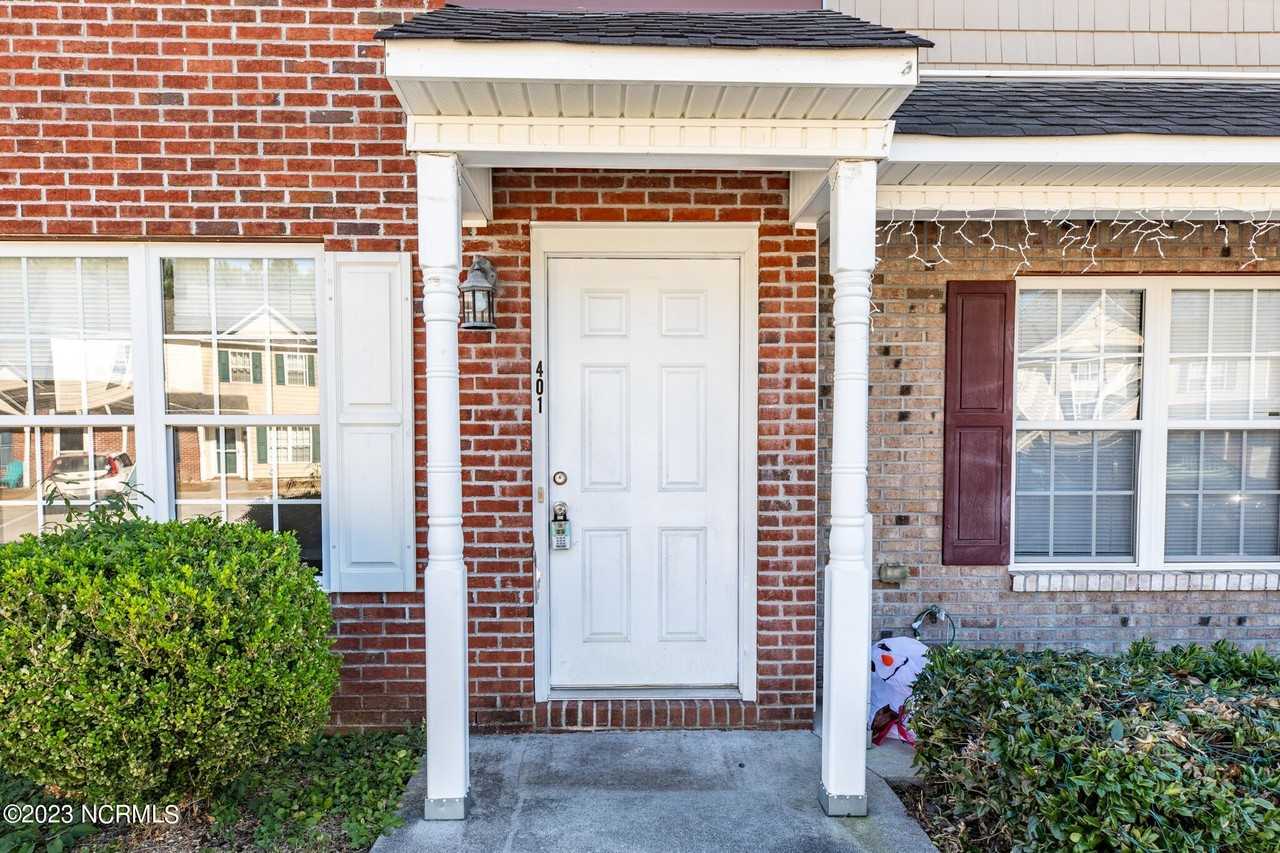401 Springwood Dr - Photo 3 of 21