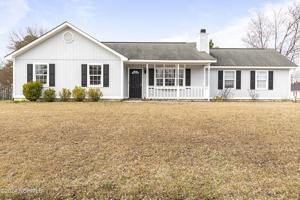 featured image of 305 Foxridge Ln