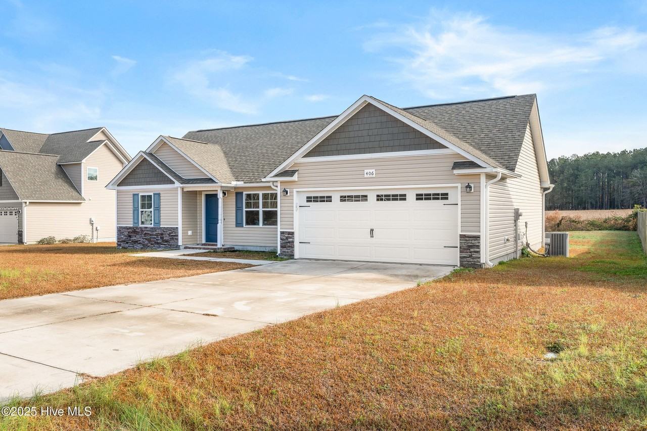 406 Paxton Ct - Photo 3 of 32