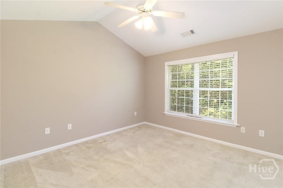 240 Cleveland Rd #440 - Photo 7 of 17