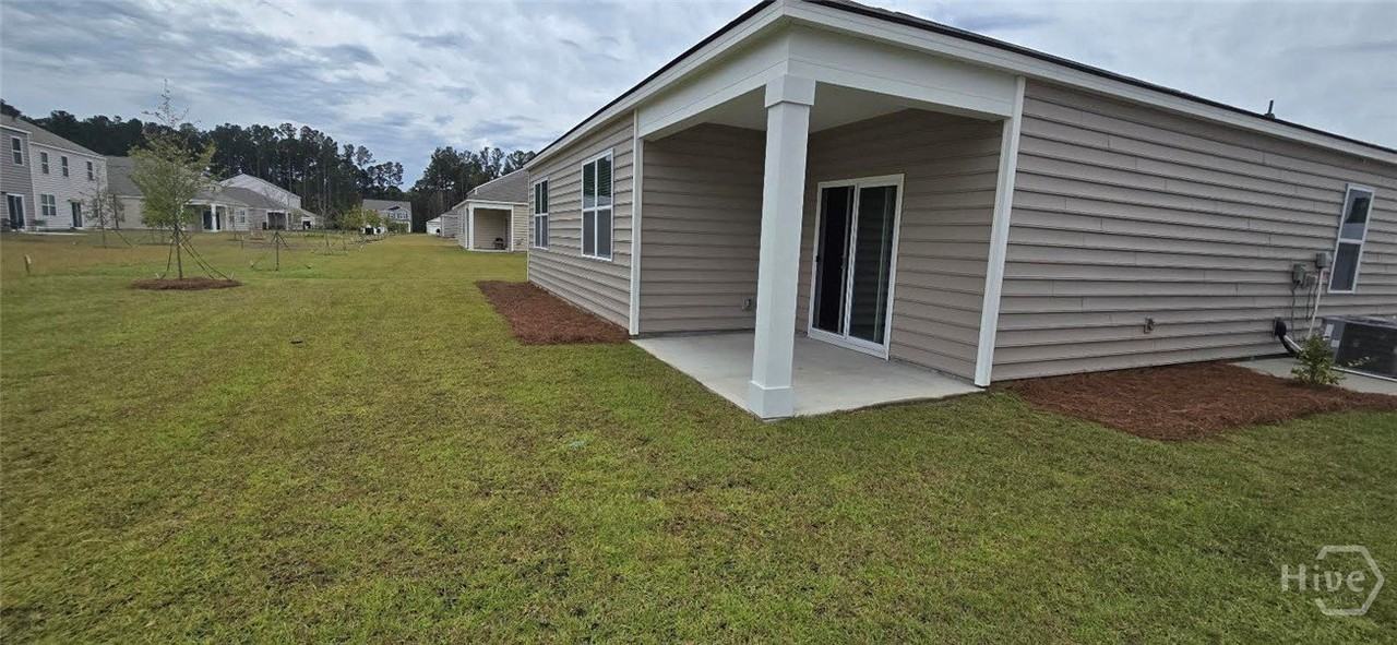 116 Windrush Pnes - Photo 3 of 27