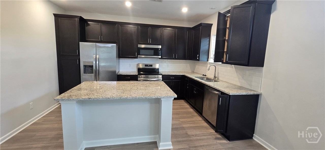 36 Jazz Dr - Photo 7 of 36