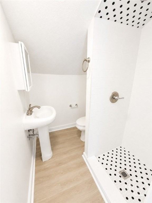 612 W 40th St #B - Photo 7 of 11
