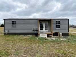 featured image of 17040 S 1244 Rd