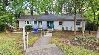 313 W Outer Dr - Photo 1 of 1