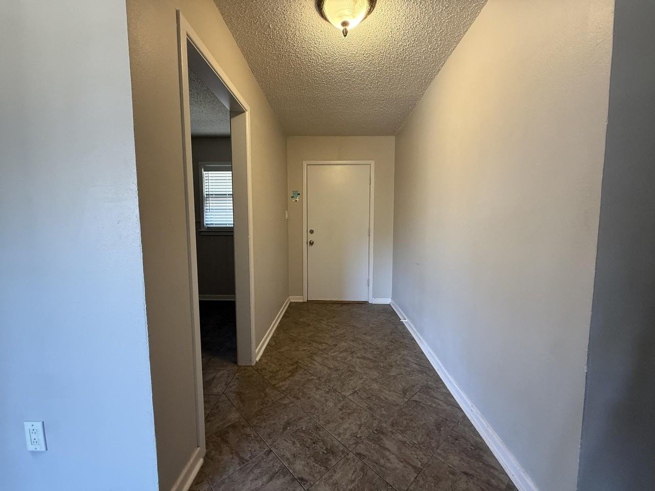 4913 18th St - Photo 2 of 17