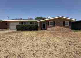 featured image of 5016 46th St