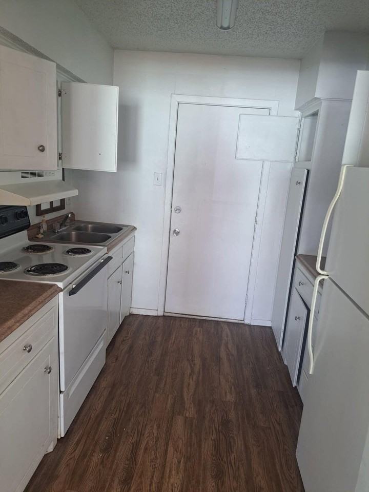 3408 Nashville Ave #D - Photo 4 of 5