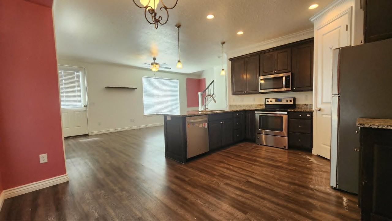 663 N 150 E #51 - Photo 2 of 14