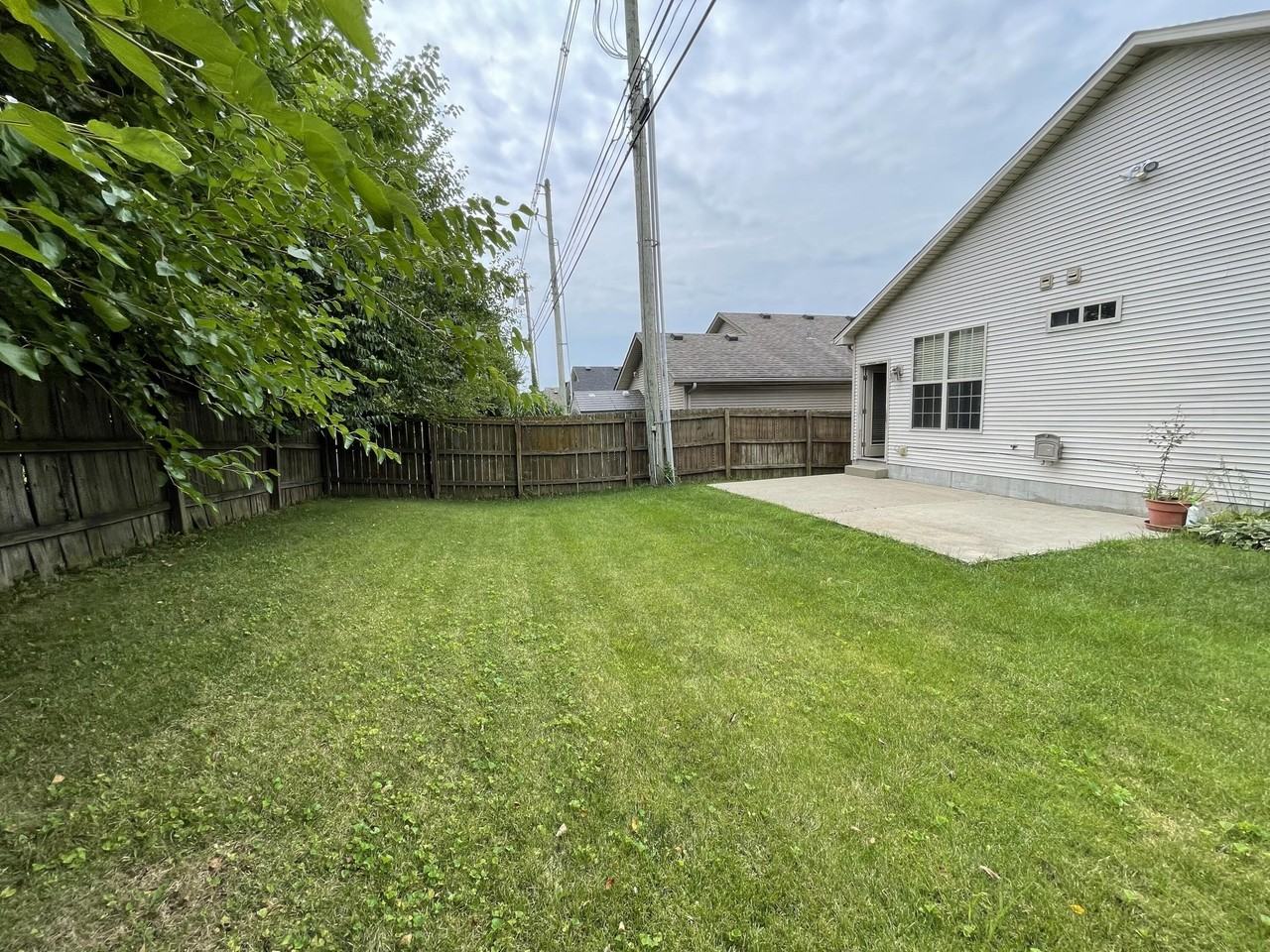 620 Green Valley Dr - Photo 3 of 3