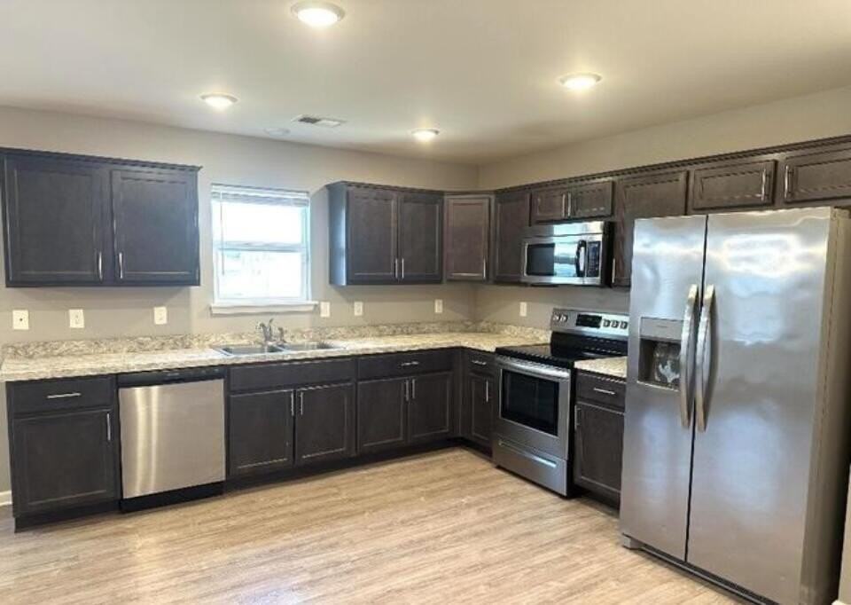 2601 Hailey Rose Way - Photo 2 of 4