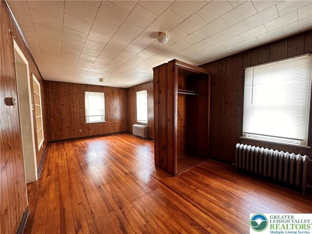 401 Main St #5 - Photo 5 of 10