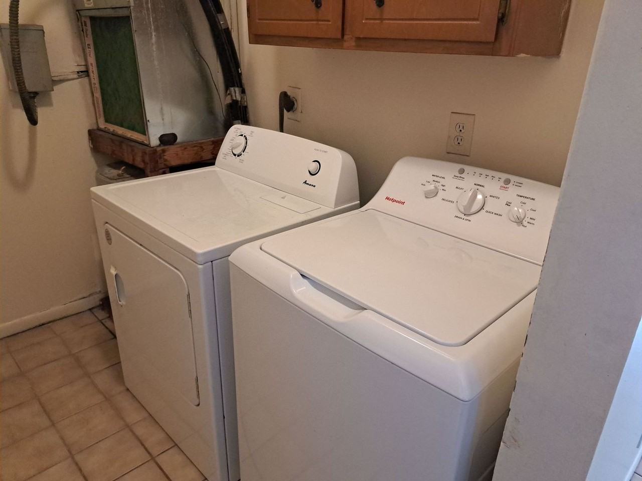 3704 E 11th St #B - Photo 5 of 15