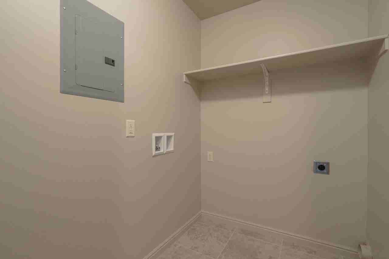 370 Buena Vista Blvd #108 - Photo 5 of 24