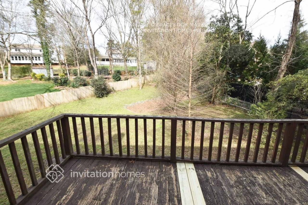 7131 Hillside Ln - Photo 4 of 5