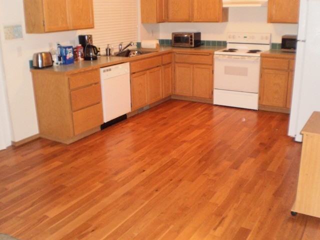 816 126th Street Ct E #A - Photo 7 of 12